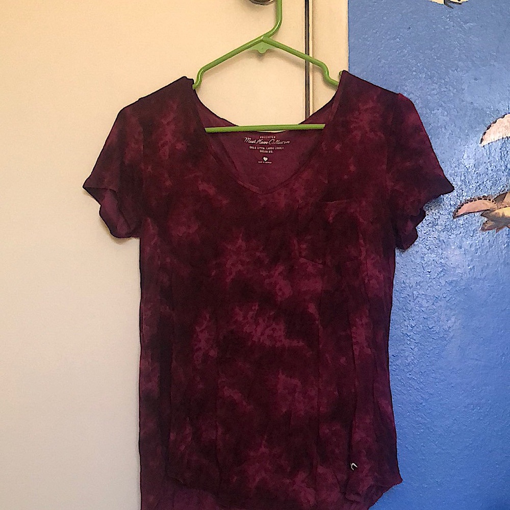 I am selling a Hollister short-sleeved tee.